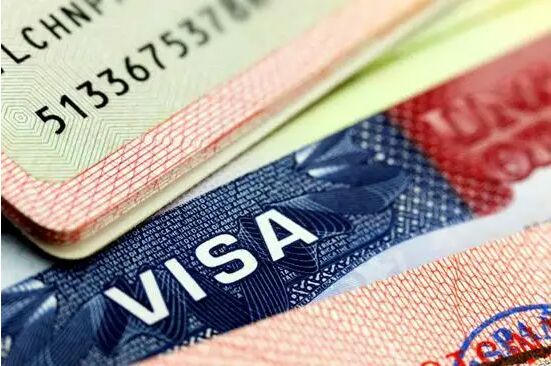 如何用美国签证免签进入菲律宾呢？
